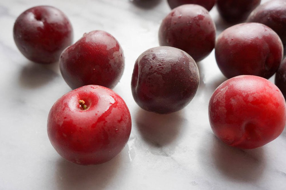 Black Velvet Apricot (454g punnet) - Image 3