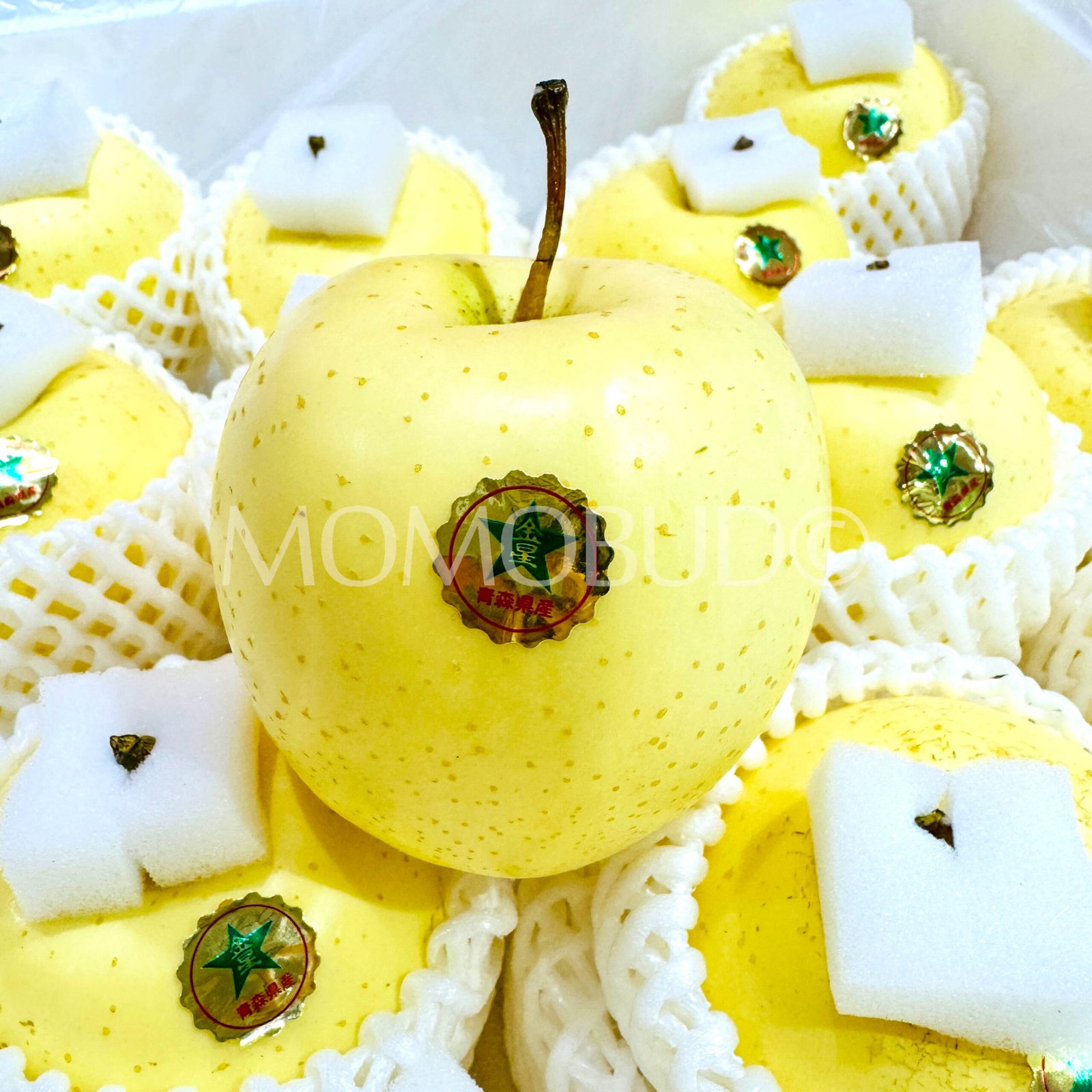 Premium Japanese Kinsei Apple (Medium-Plus, 3pcs) - Image 3