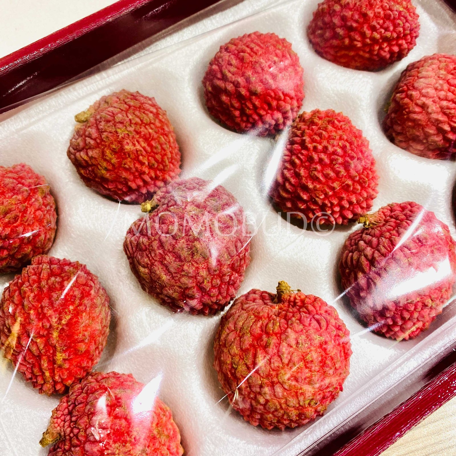 Japanese Miyazaki Red Lychee Gift Box (400g) - Image 7