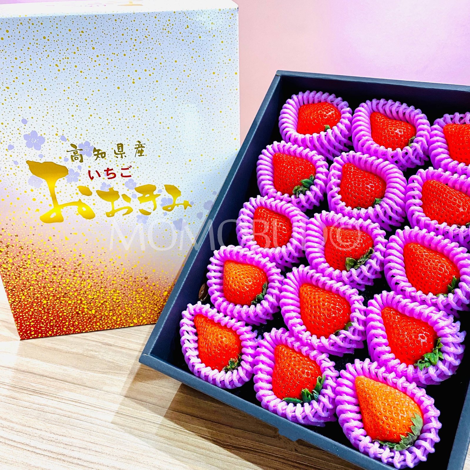 Japanese Ookimi Ichigo (Strawberry) Gift Box (500g) - Image 2
