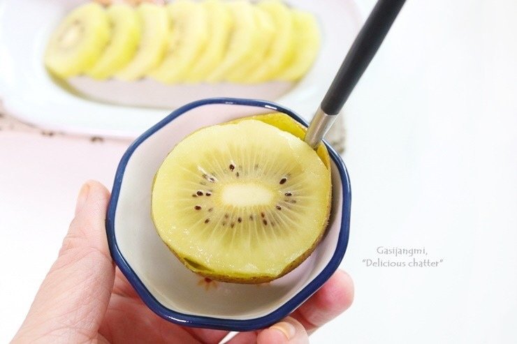 Korean Jeju Sweet Gold Shine Kiwi Gift Box (1kg) - Image 6