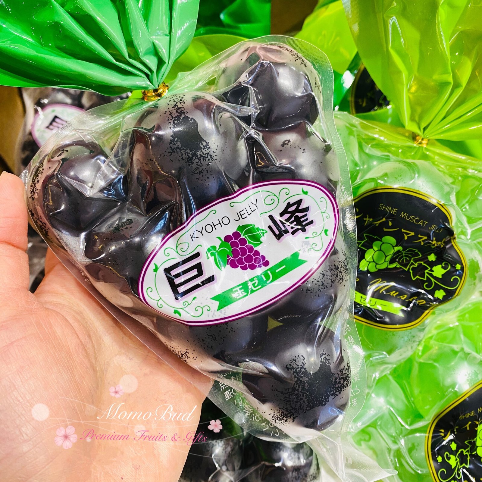 Japanese Kyoho & Shine Muscat Grapes Jelly Balls - Image 3
