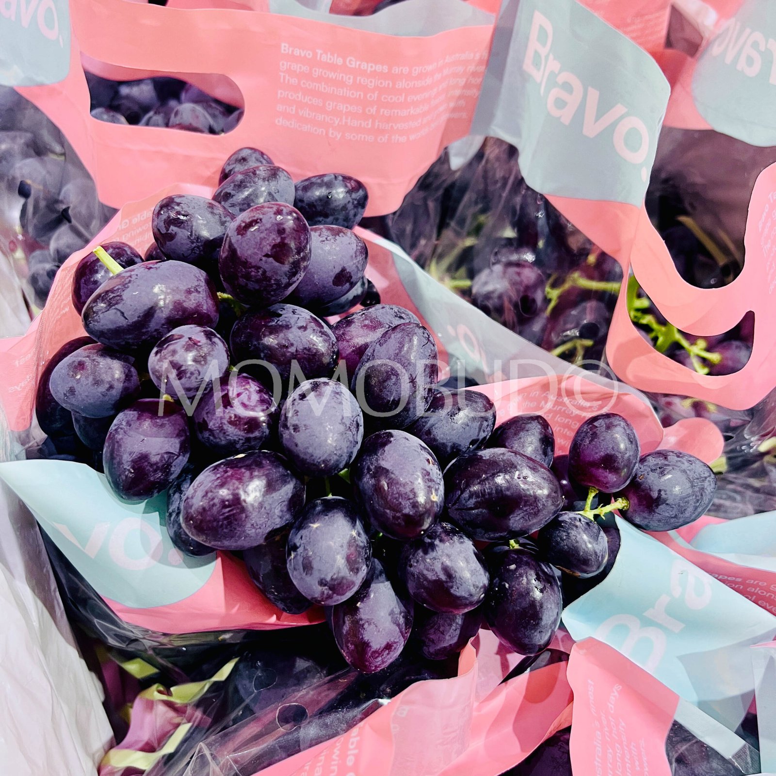 Sweet Favors™ Black Seedless Grapes (1kg) - Image 2