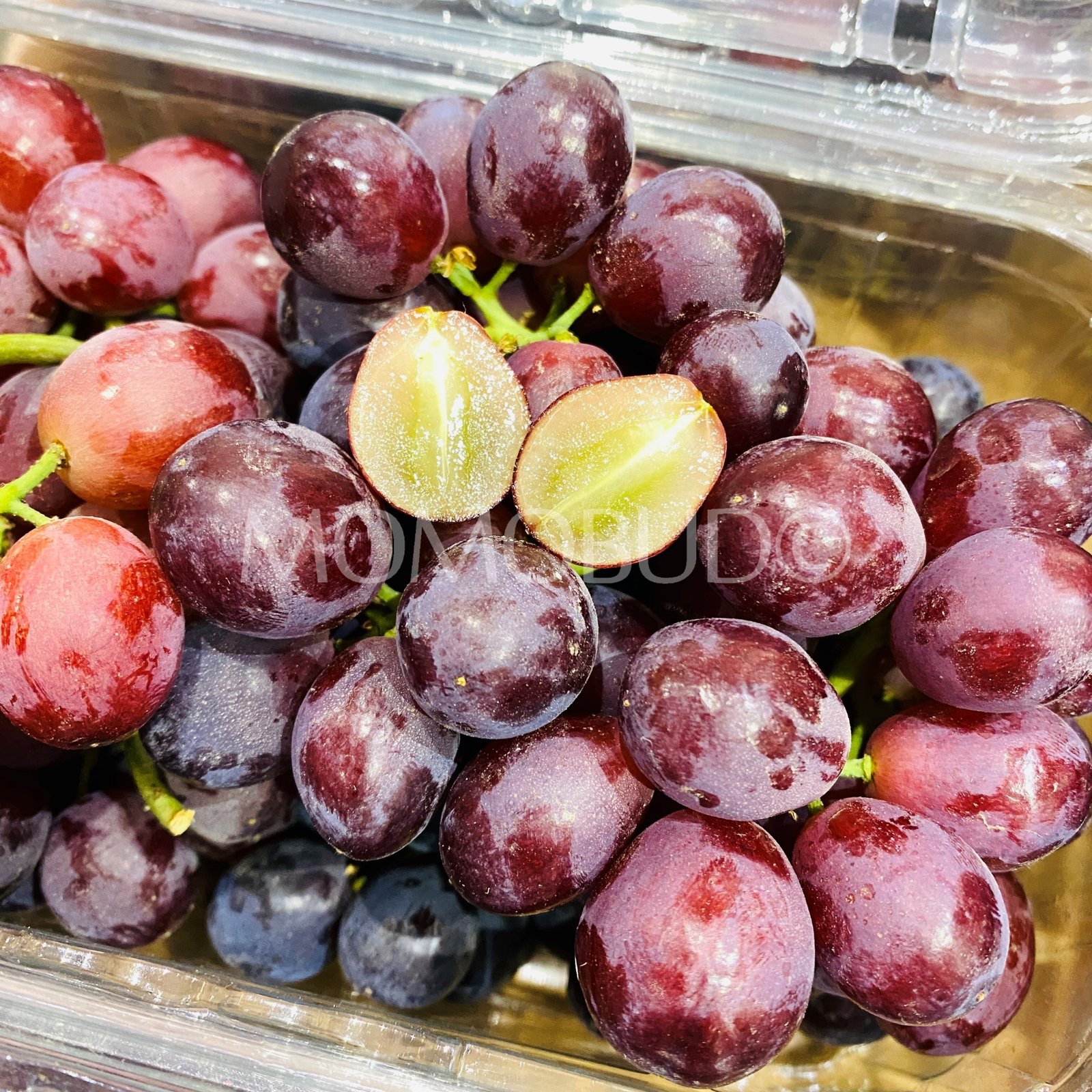 Candy Snaps® Red Seedless Grapes (454g punnet) - Image 3