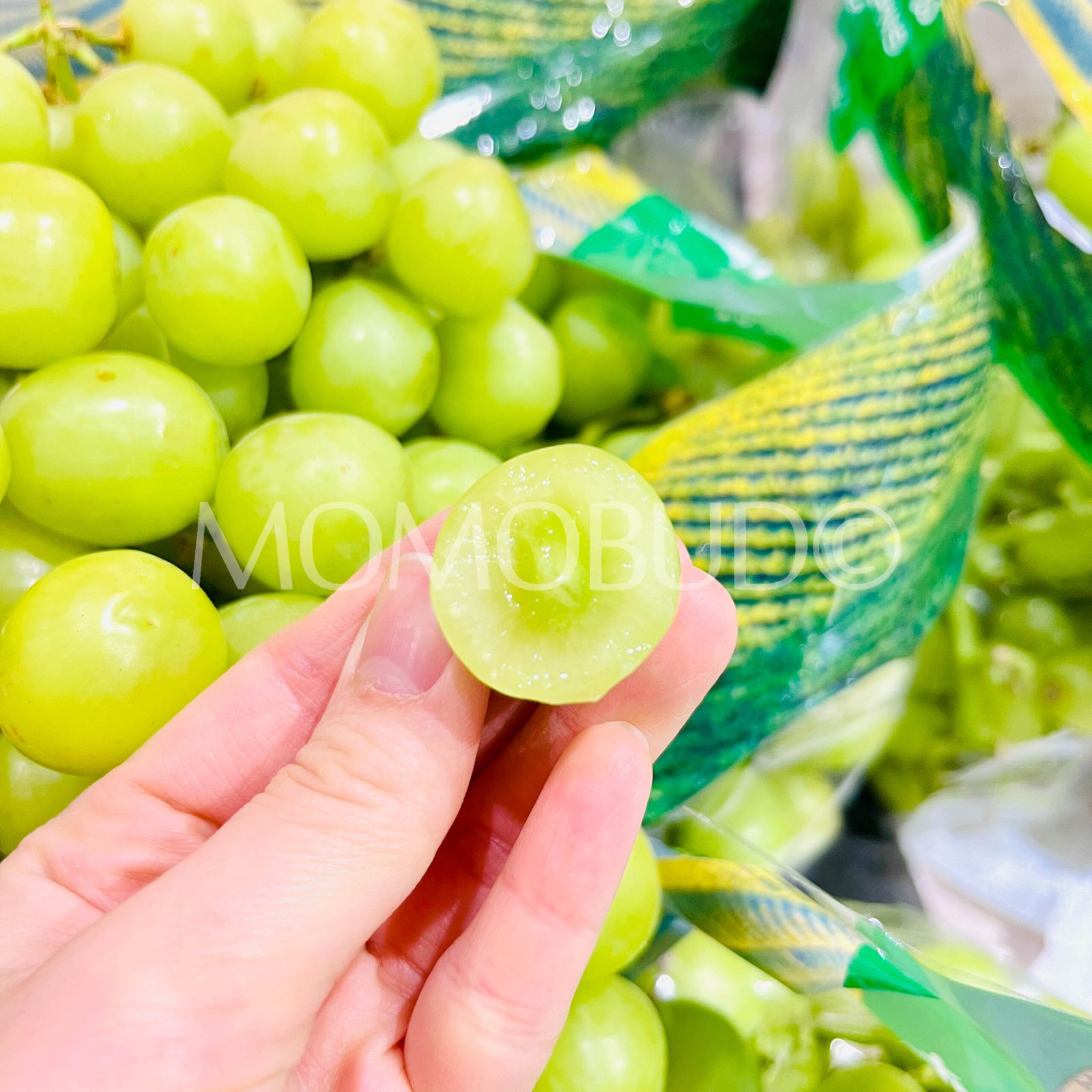 Ivory Green Seedless Grapes (1kg) - Image 4