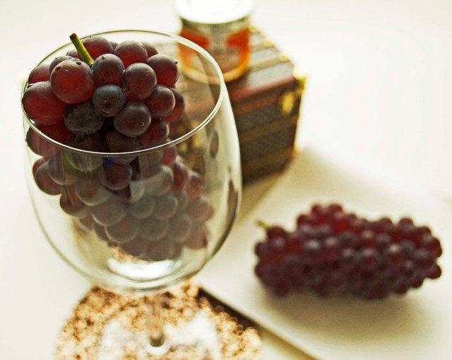 Japanese Delaware (Champagne) Grapes - Image 4